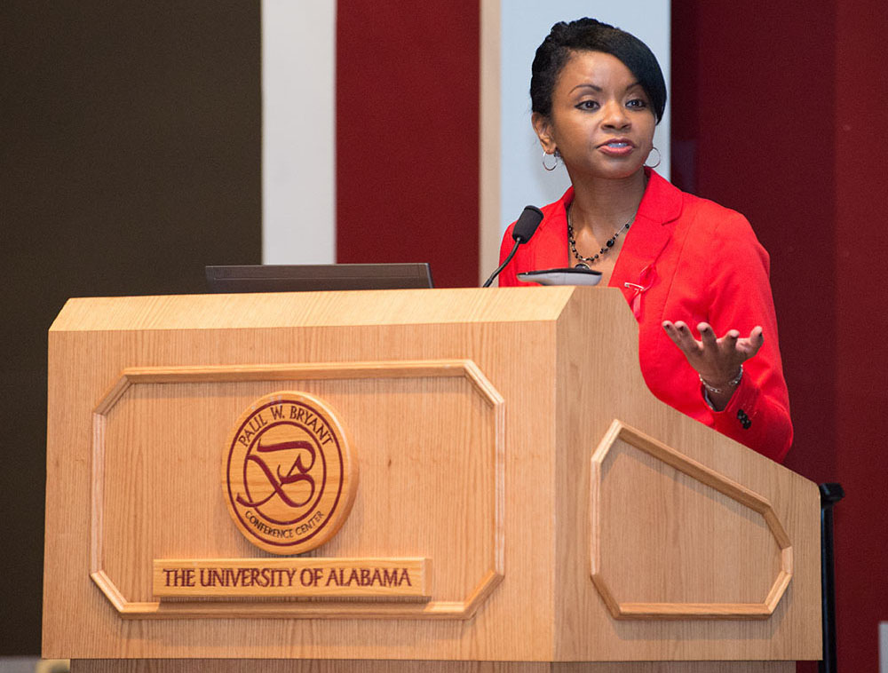 Dr. Angelia Paschal of the Department of Health Science chaired this year's research poster competition.